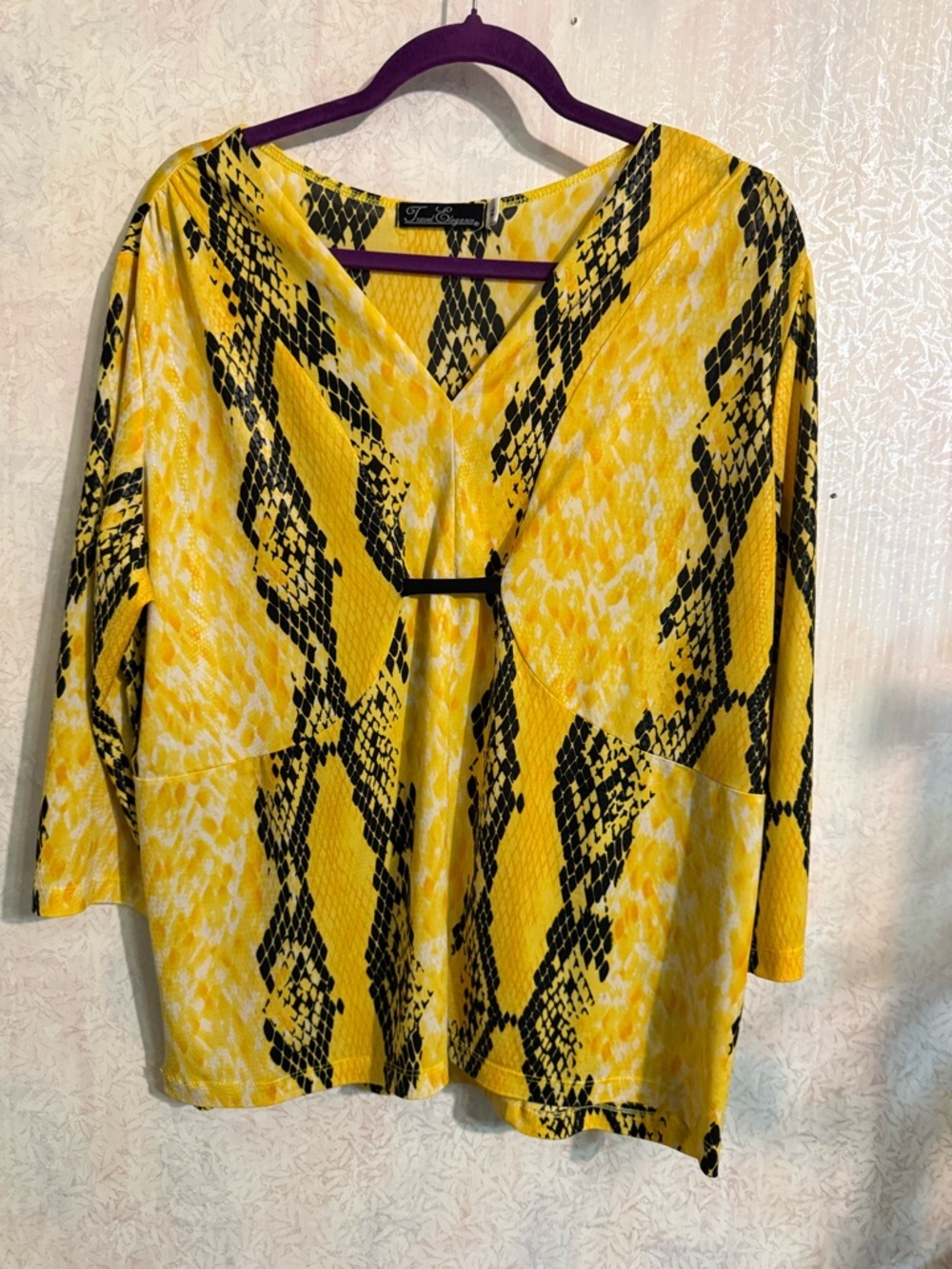 Travel Elegance Yellow and Black Snake-Print V-Neck Tunic with‎ Front Bar XL